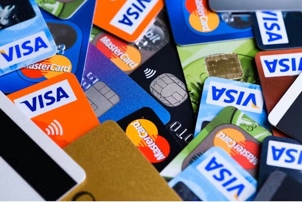 A lot of credit cards confusing about what to choose for noobs
